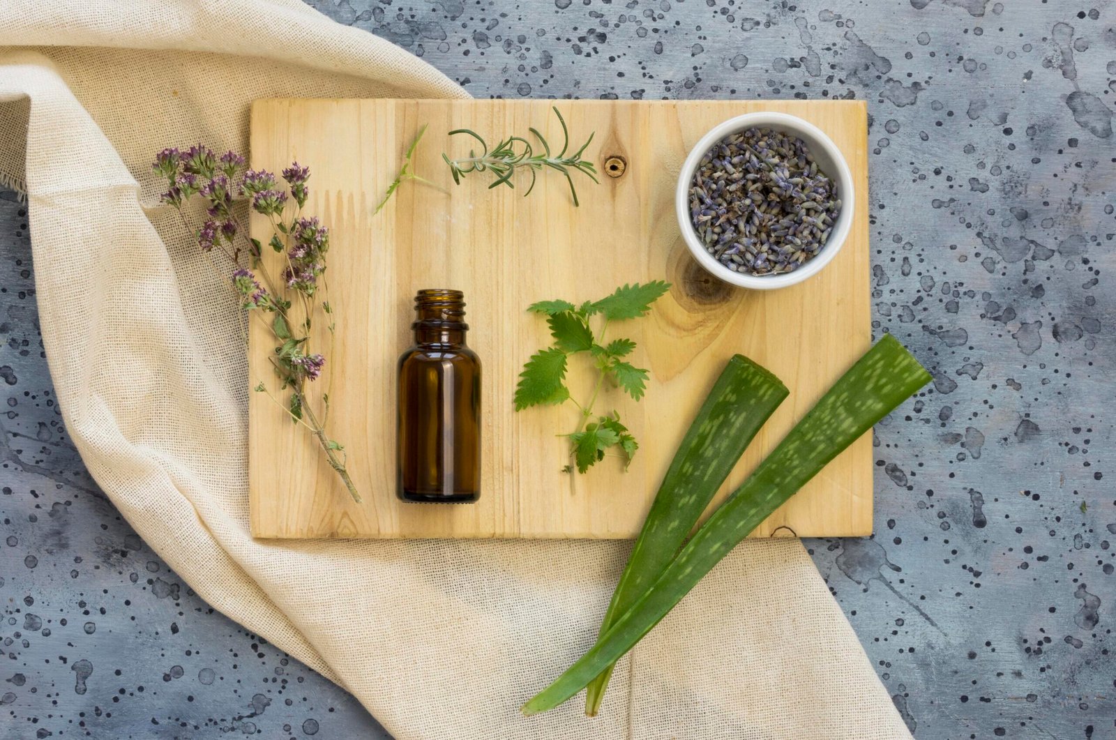 Benefits of herbal shampoo